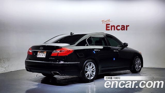 Hyundai Genesis 2013 — photo 2