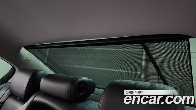 Hyundai Genesis 2013 — photo 17