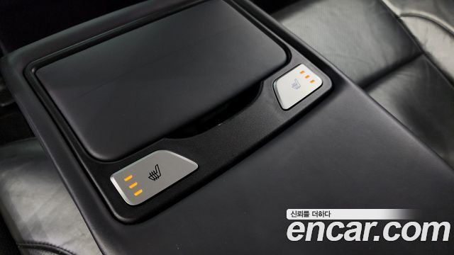 Hyundai Genesis 2013 — photo 20