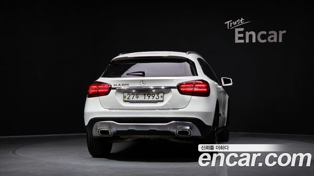 Mercedes-Benz GLA-Class 2019 — photo 4