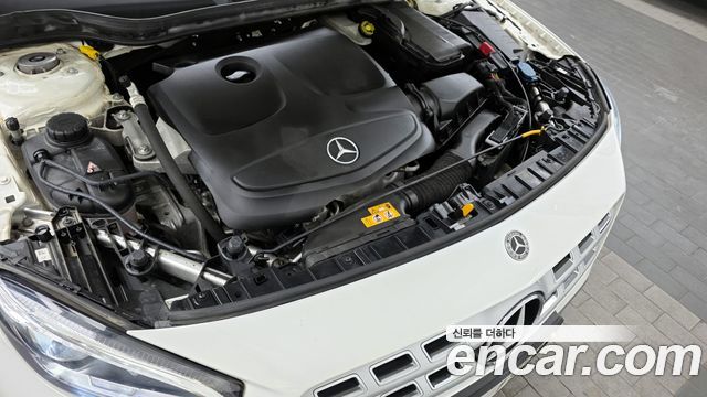 Mercedes-Benz GLA-Class 2019 — photo 6