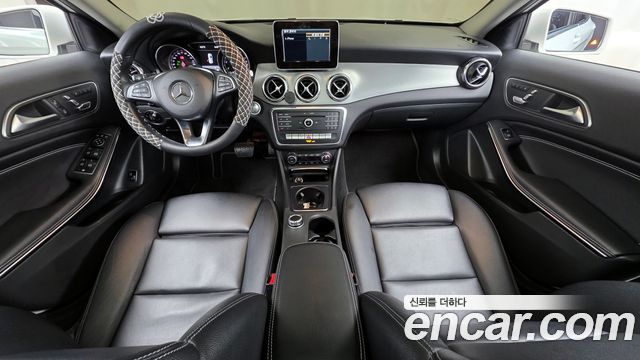 Mercedes-Benz GLA-Class 2019 — photo 7