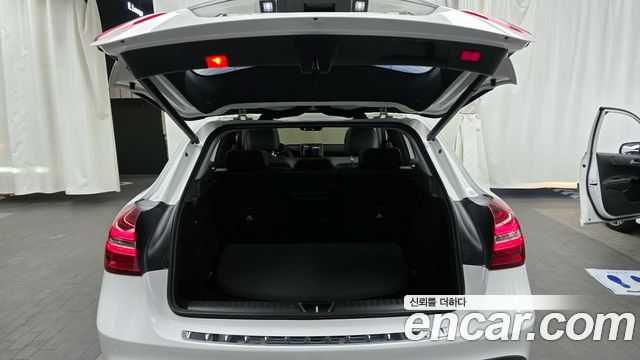 Mercedes-Benz GLA-Class 2019 — photo 20