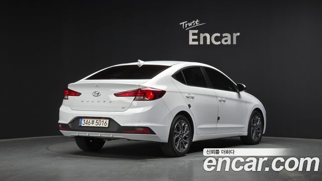 Hyundai AVANTE 2020 — photo 2