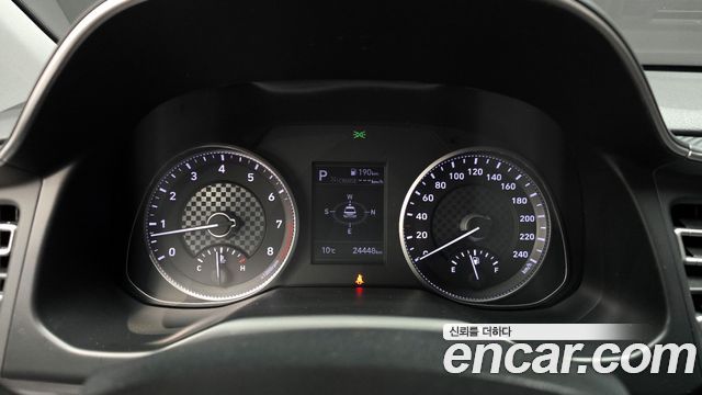 Hyundai AVANTE 2020 — photo 8