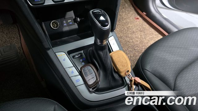 Hyundai AVANTE 2020 — photo 9
