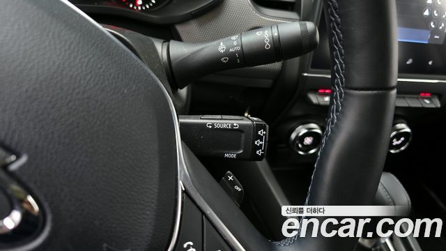 Renault Korea XM3 2023 — photo 18