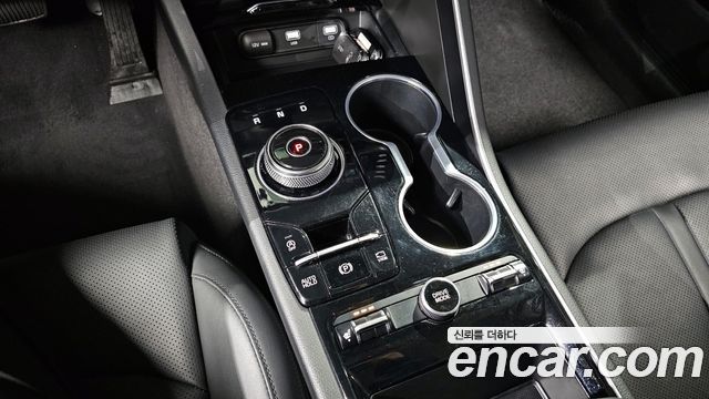 Kia K5 2020 — photo 9
