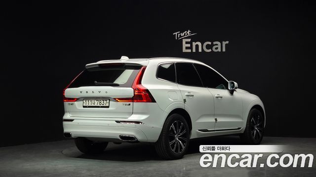 Volvo XC60 2020 — photo 2