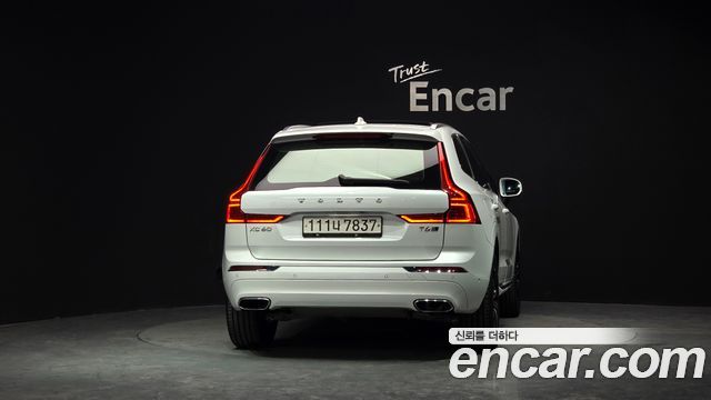 Volvo XC60 2020 — photo 4
