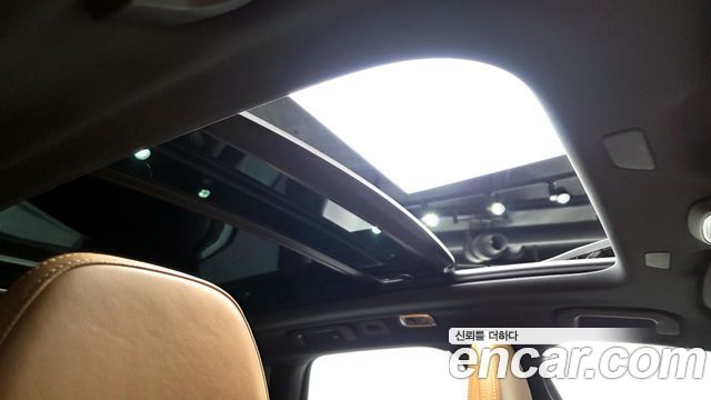 Volvo XC60 2020 — photo 18