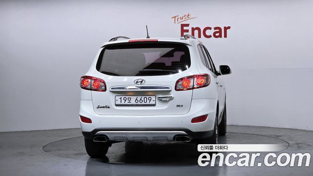 Hyundai Santafe 2012 — photo 4