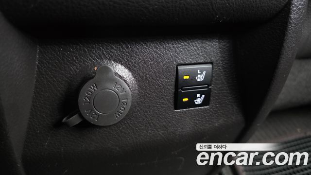 Hyundai Santafe 2012 — photo 18