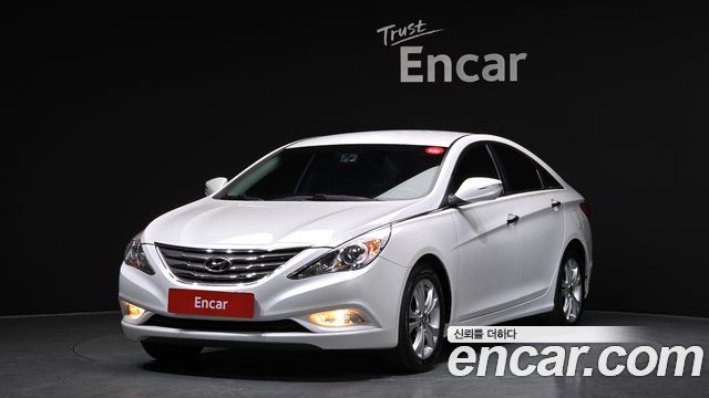Hyundai Sonata 2012 — photo 1