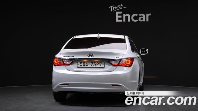 Hyundai Sonata 2012 — photo 4