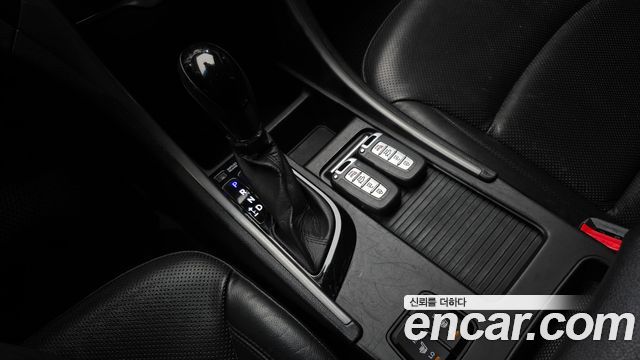 Hyundai Sonata 2012 — photo 9