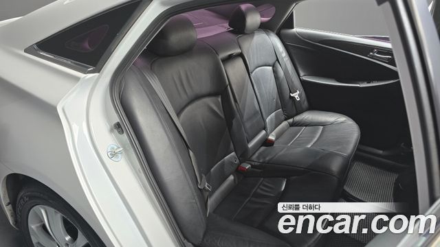 Hyundai Sonata 2012 — photo 12