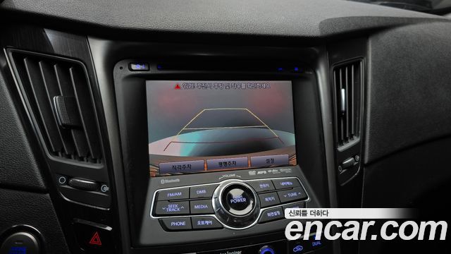 Hyundai Sonata 2012 — photo 15