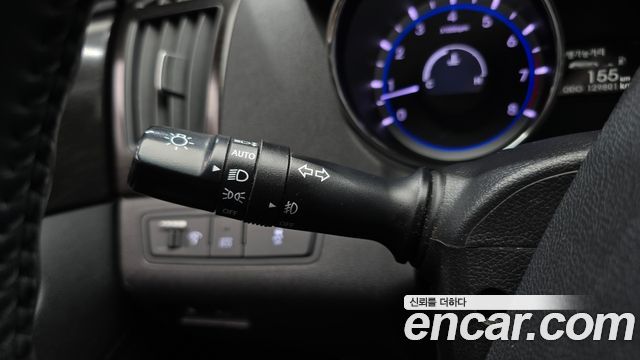 Hyundai Sonata 2012 — photo 17