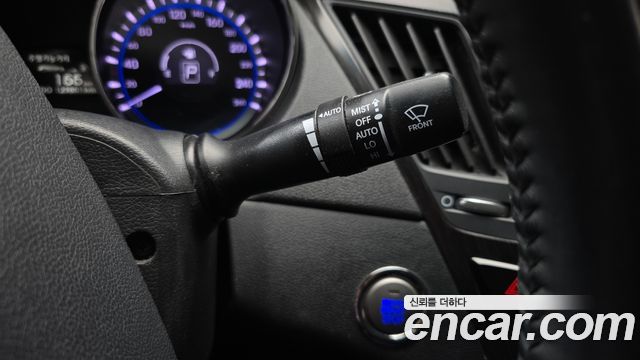 Hyundai Sonata 2012 — photo 18