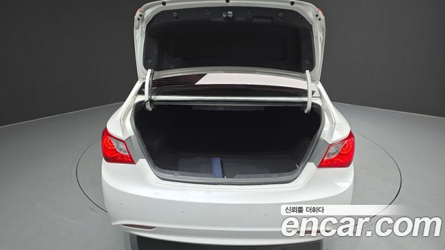 Hyundai Sonata 2012 — photo 20