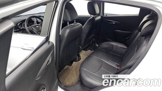 Chevrolet Korea Spark 2018 — photo 11