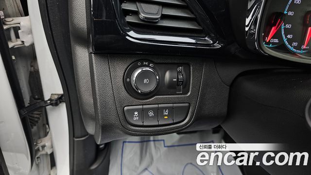 Chevrolet Korea Spark 2018 — photo 14