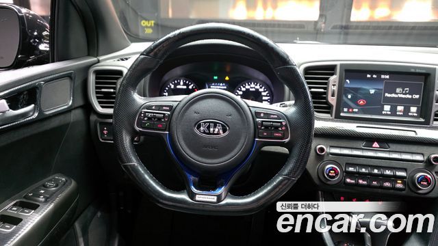 Kia Sportage 2017 — photo 13