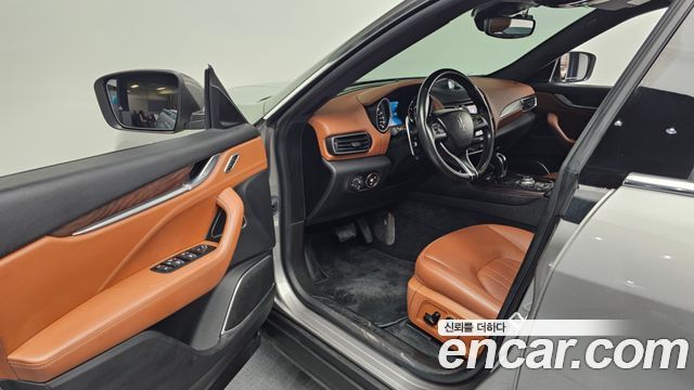 Maserati Levante 2018 — photo 5
