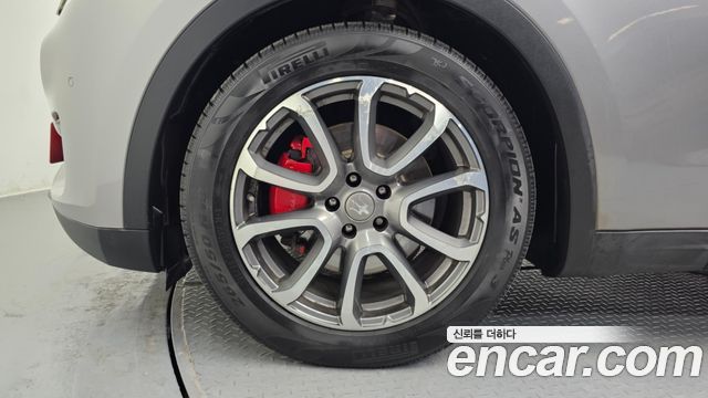 Maserati Levante 2018 — photo 10