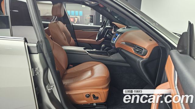 Maserati Levante 2018 — photo 11