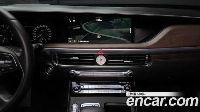 Genesis G90 2019 — photo 14