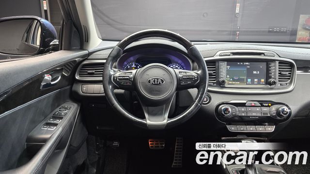 Kia Sorento 2017 — photo 14