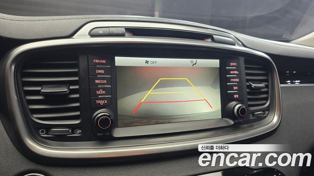 Kia Sorento 2017 — photo 16