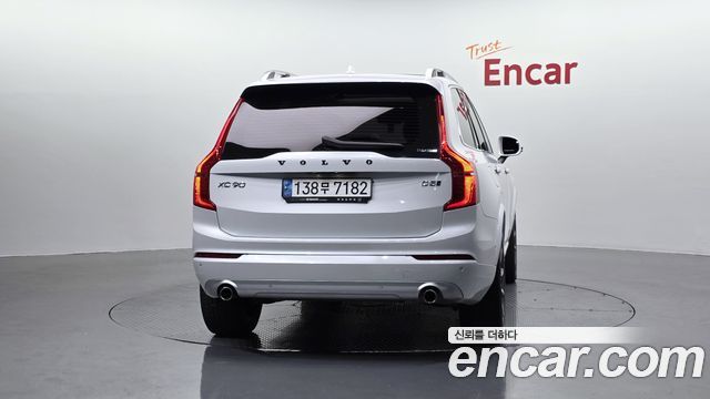 Volvo XC90 2019 — photo 4