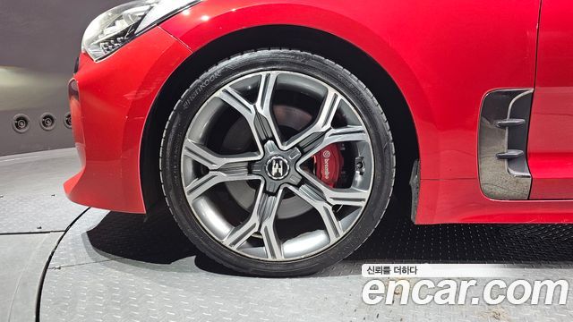 Kia Stinger 2018 — photo 5