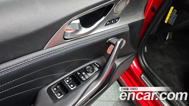 Kia Stinger 2018 — photo 17