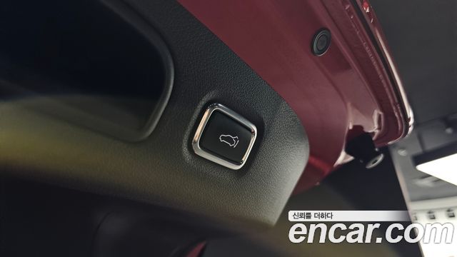 Kia Stinger 2018 — photo 20