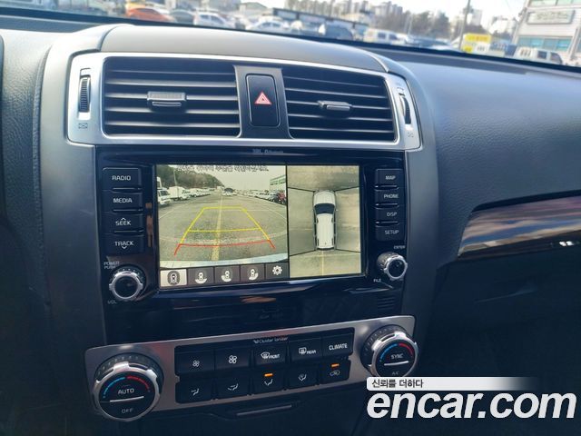Kia Mohave 2018 — photo 16