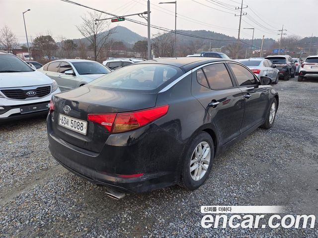 Kia K5 2011 — photo 5