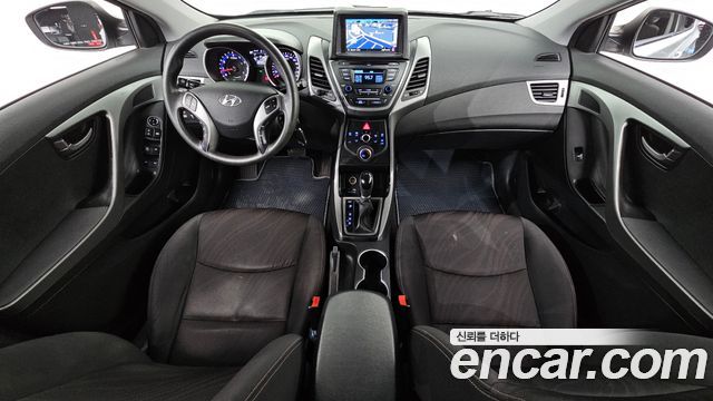 Hyundai AVANTE 2014 — photo 7