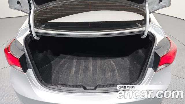 Hyundai AVANTE 2014 — photo 20