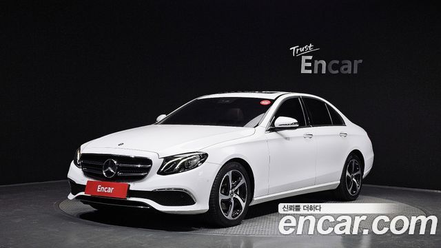 Mercedes-Benz E-Class 2020 — photo 1