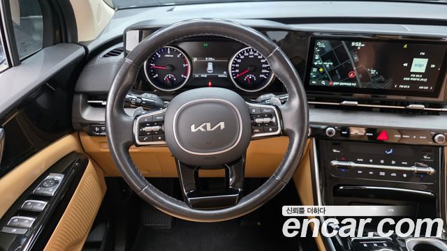 Kia Canival 2023 — photo 13