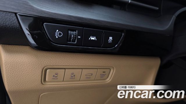 Kia Canival 2023 — photo 16