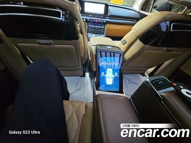 Kia Canival 2023 — photo 13