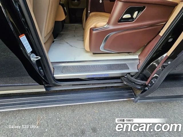 Kia Canival 2023 — photo 17