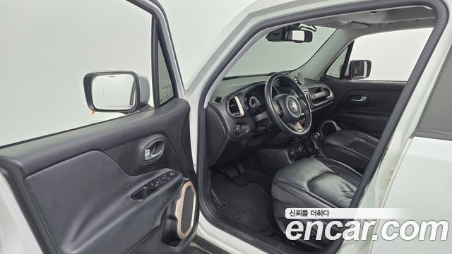 Jeep Renegade 2015 — photo 10