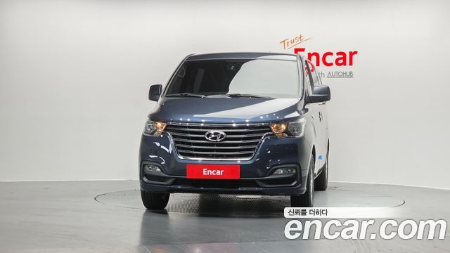 Hyundai Starex 2019 — photo 3