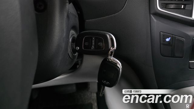 Hyundai Starex 2019 — photo 19
